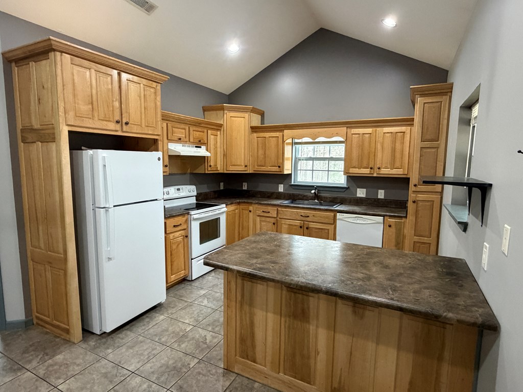 365 Ruby Lane Property Photo 32