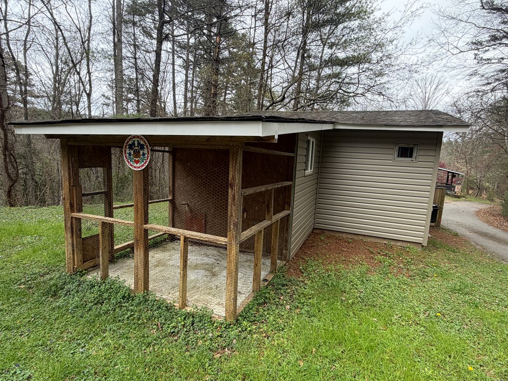 365 Ruby Lane Property Photo 41