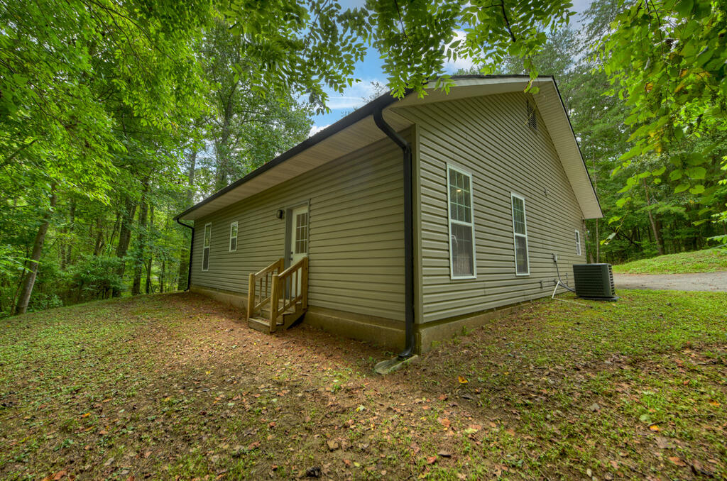 365 Ruby Lane Property Photo 92