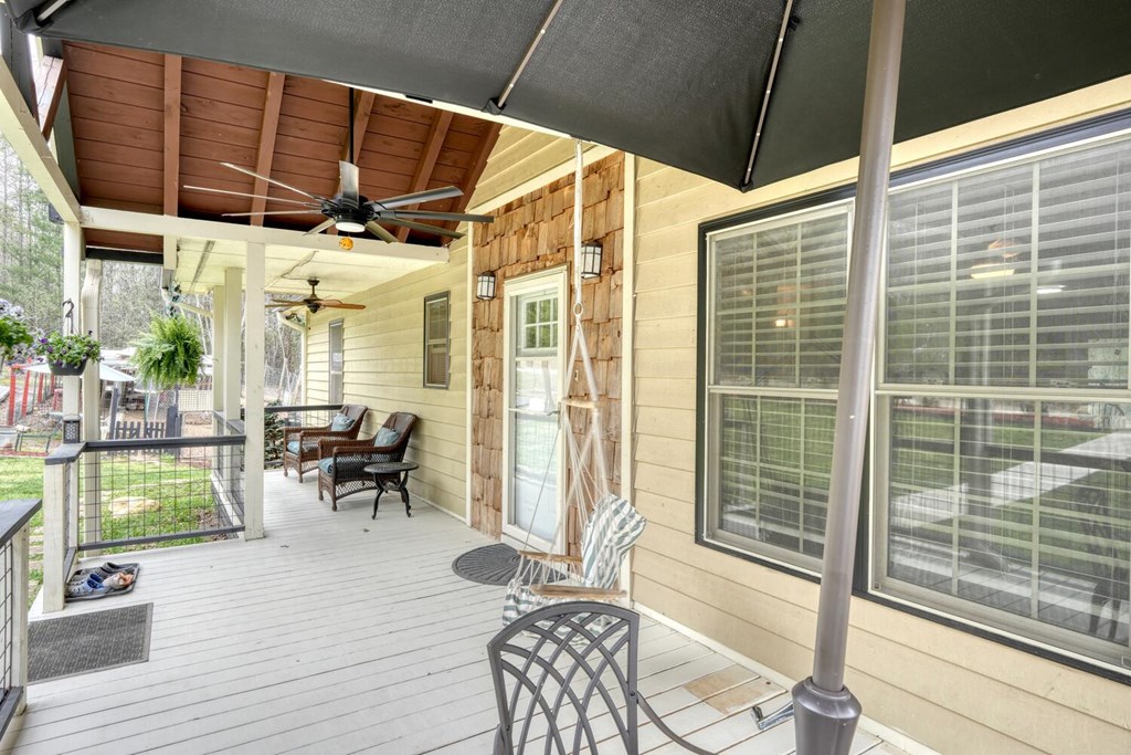 109 Hefner Road Property Photo 7