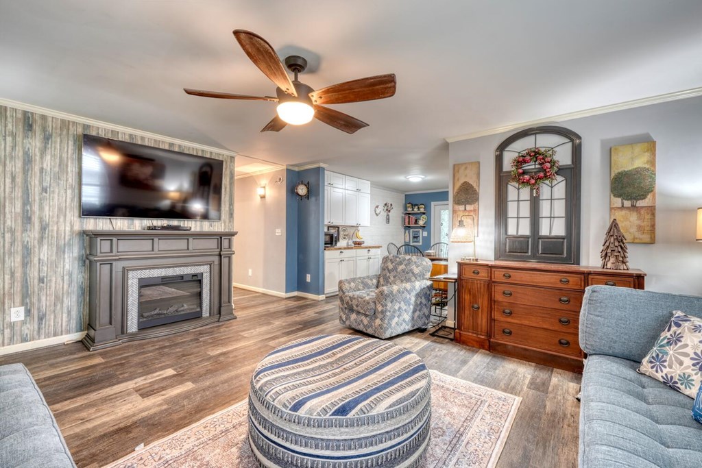 109 Hefner Road Property Photo 8