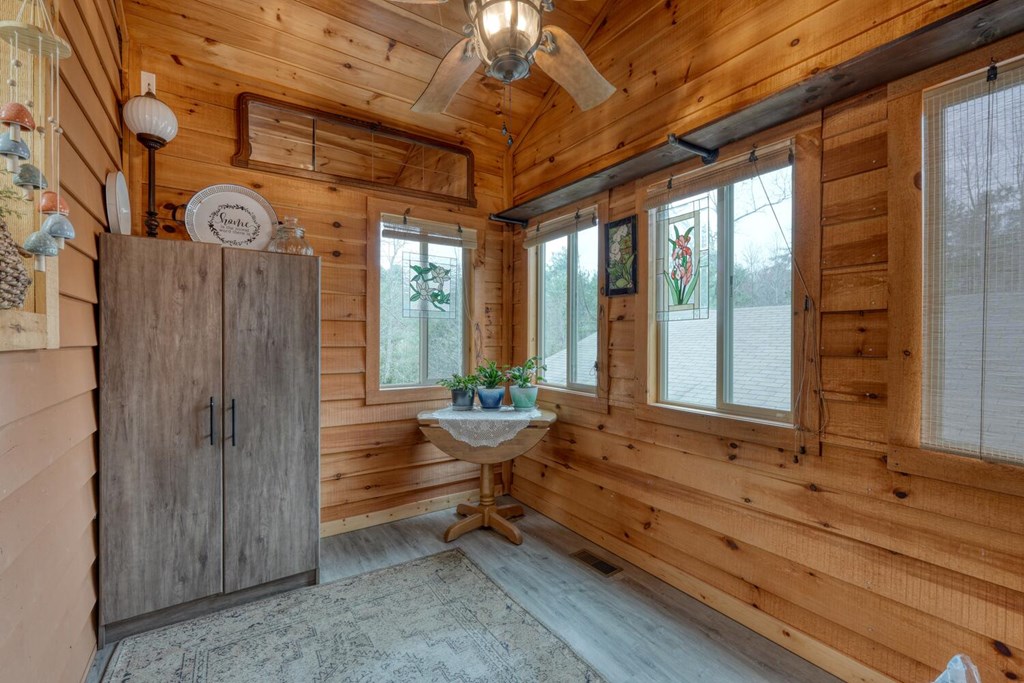 109 Hefner Road Property Photo 13