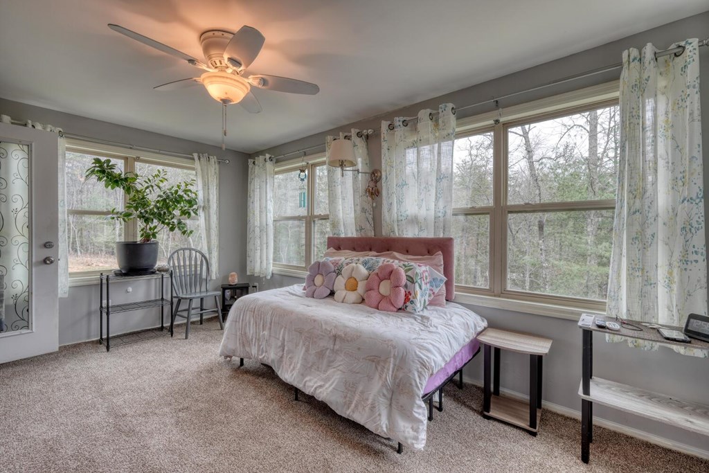 109 Hefner Road Property Photo 16
