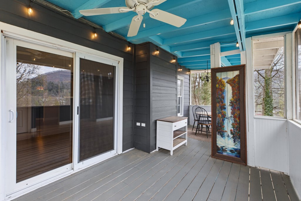 416 Electric Avenue Property Photo 19