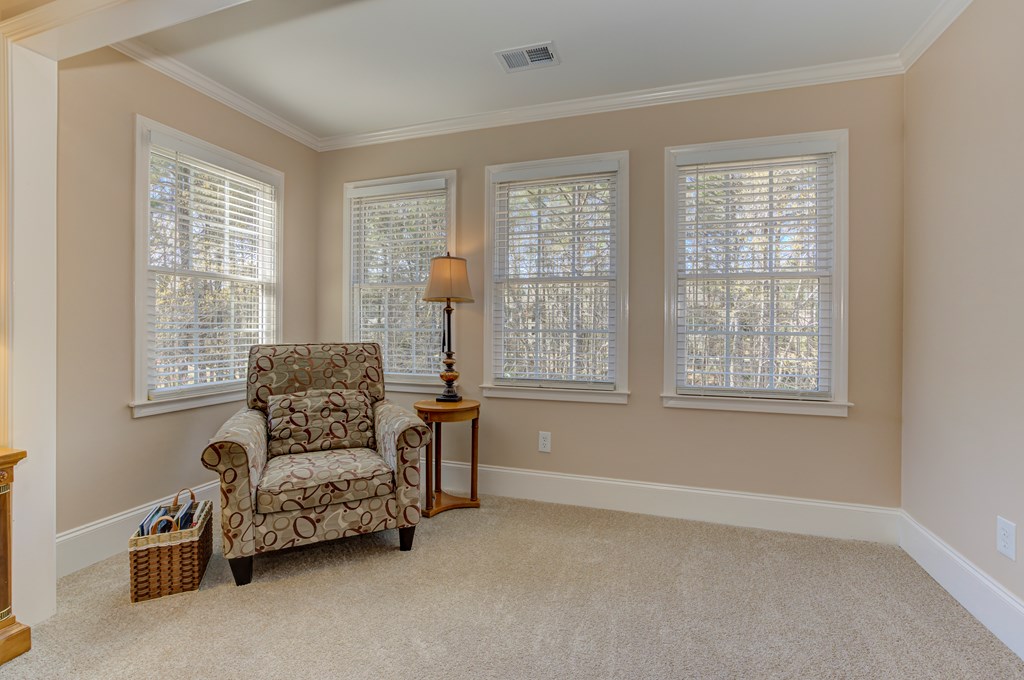 210 Golf Crest Drive Property Photo 44