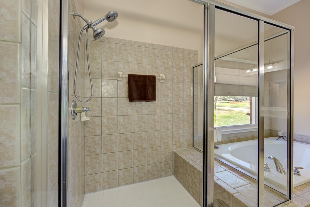 210 Golf Crest Drive Property Photo 49