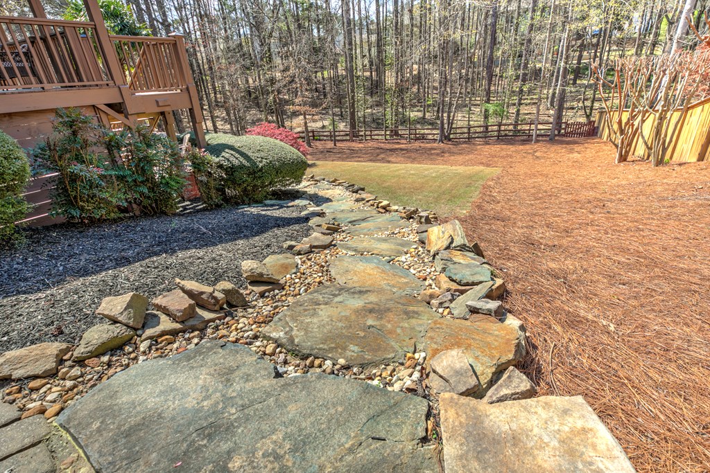 210 Golf Crest Drive Property Photo 81