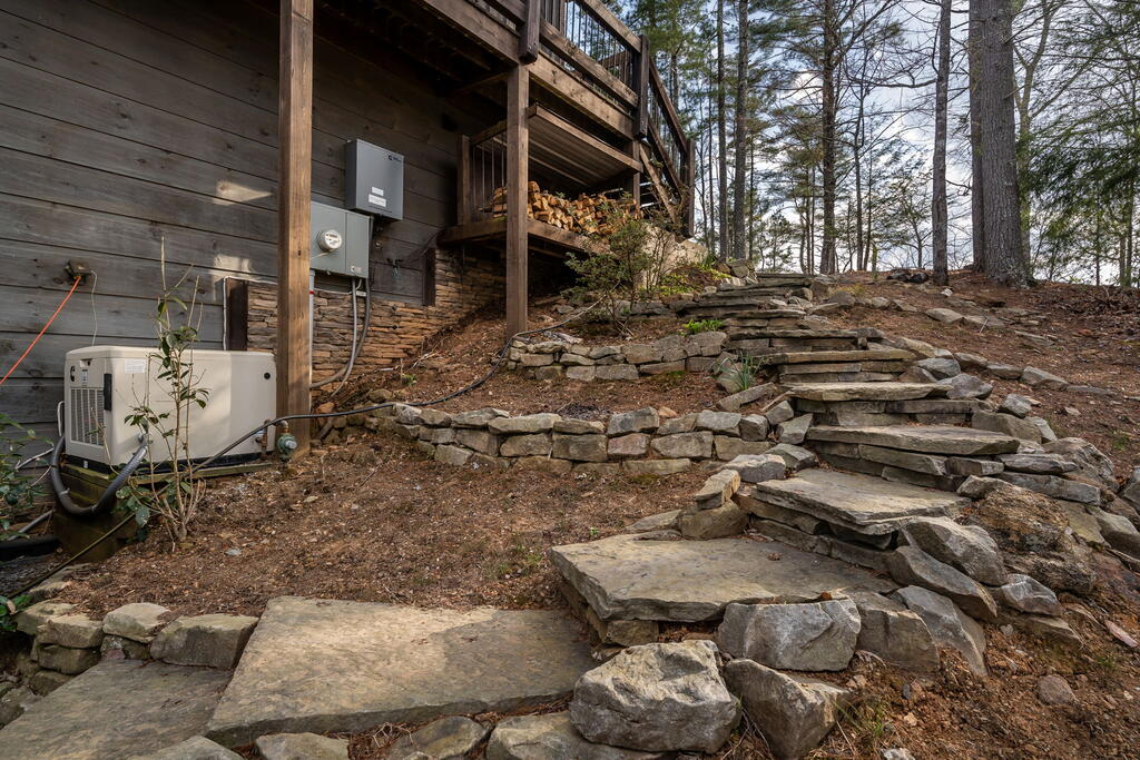 967 River Bend Lane Property Photo 48