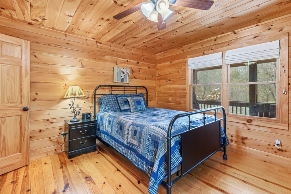 1204 Brookhaven Lane Property Photo 9