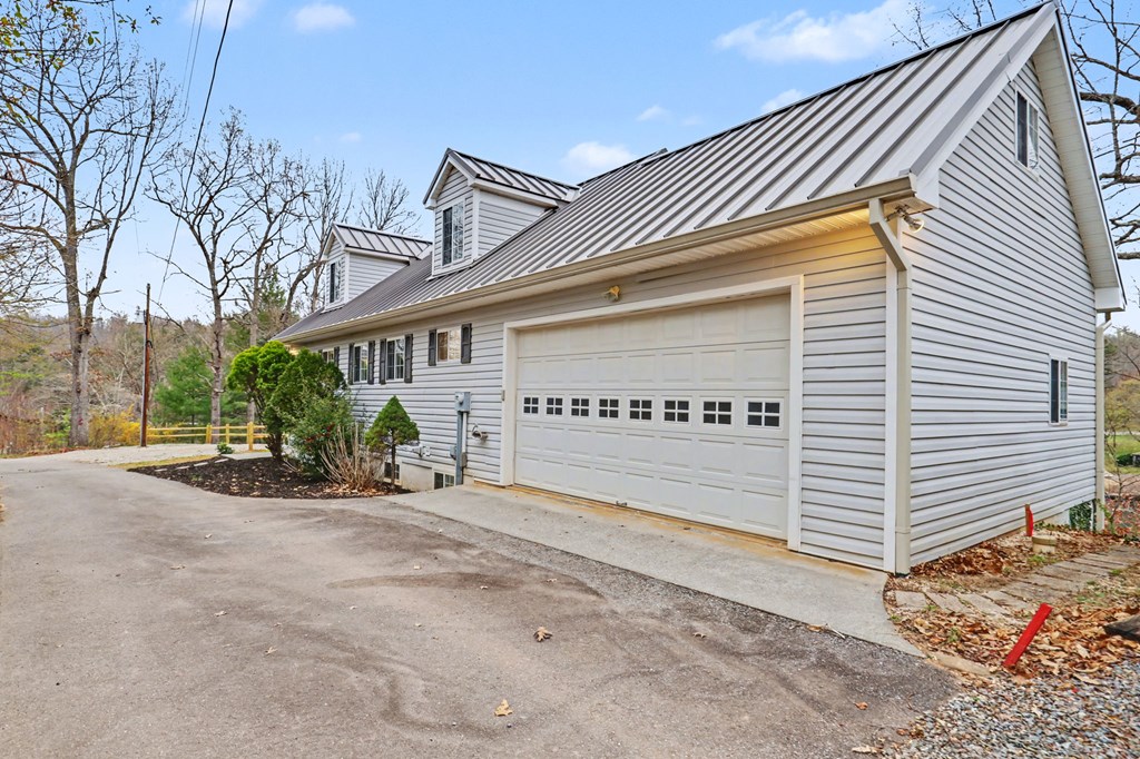97 Kilmoore Lane Property Photo 31