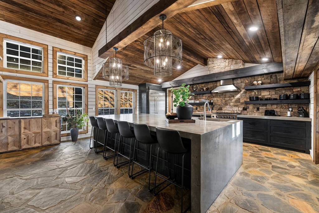 166 Red Oak Lane Property Photo 26