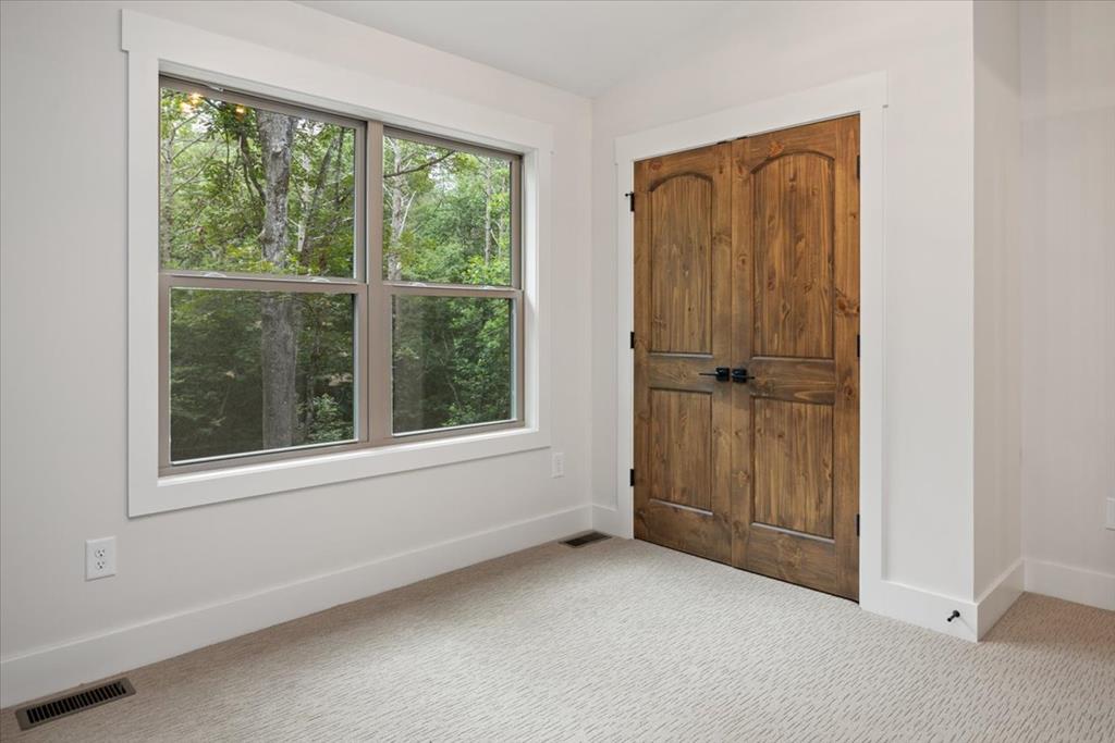 129 Monticello Drive Property Photo 32