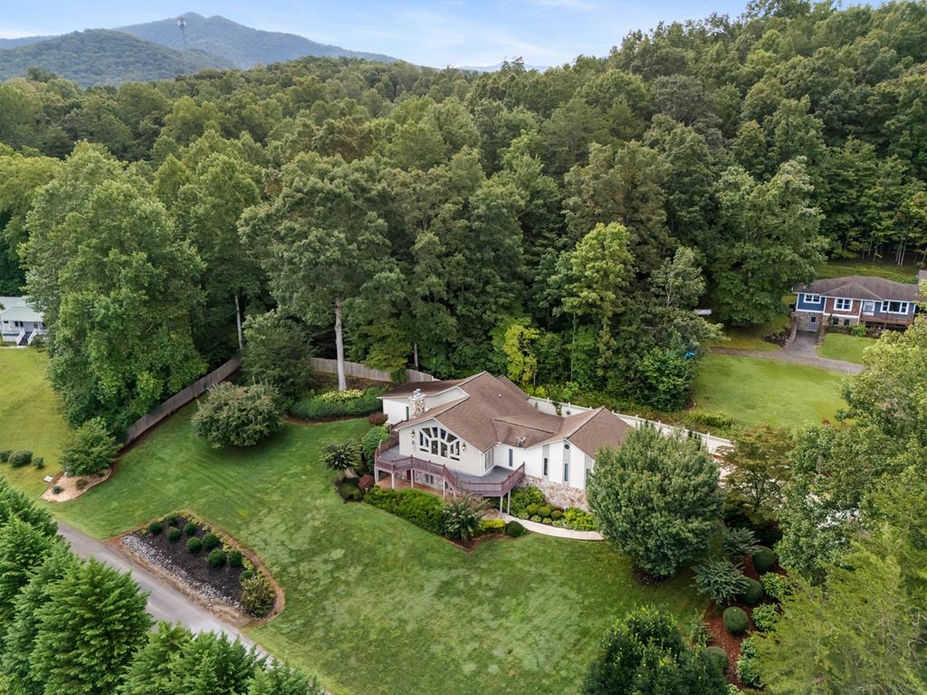 1396 Deerfield Road Property Photo 1