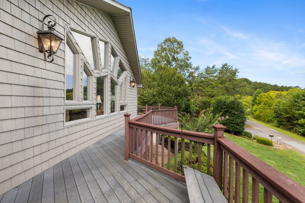 1396 Deerfield Road Property Photo 26