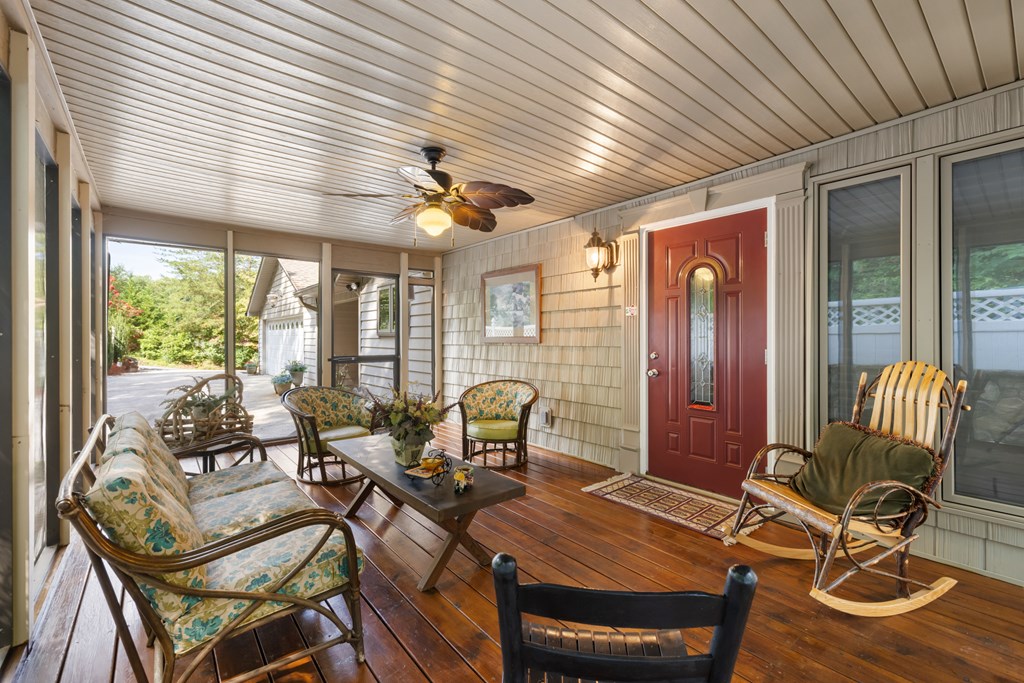 1396 Deerfield Road Property Photo 39