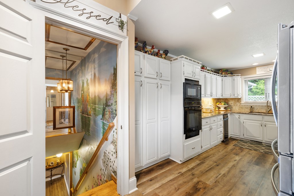 1396 Deerfield Road Property Photo 41