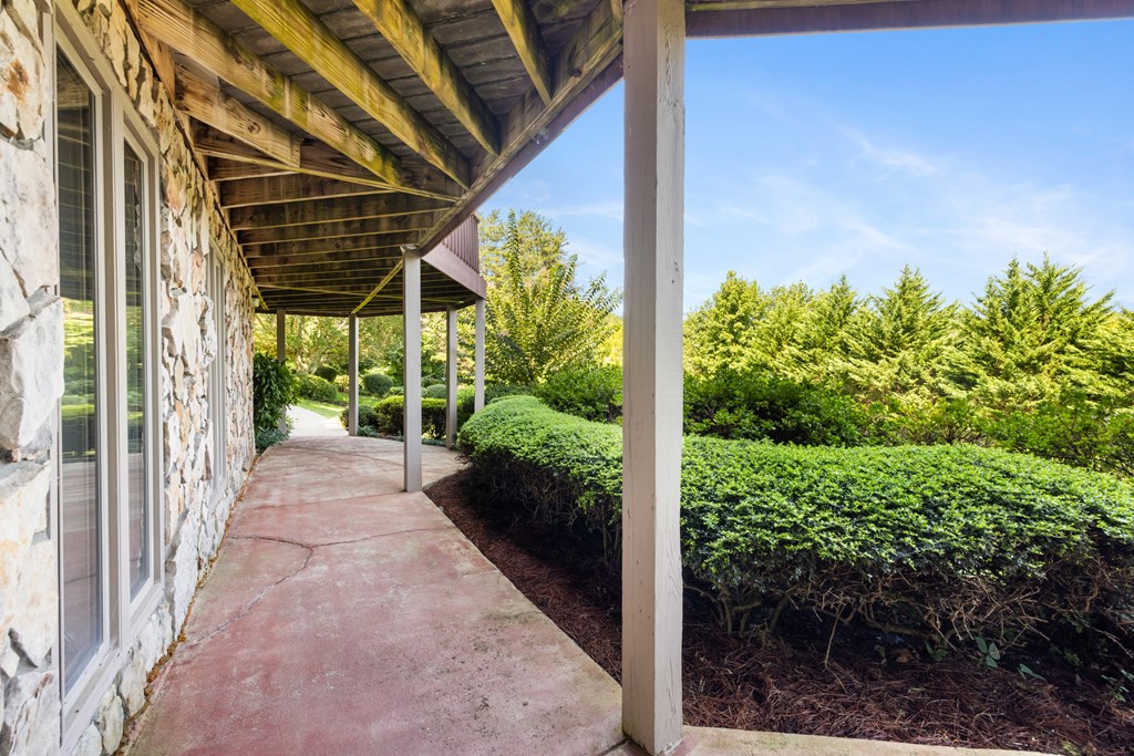 1396 Deerfield Road Property Photo 46