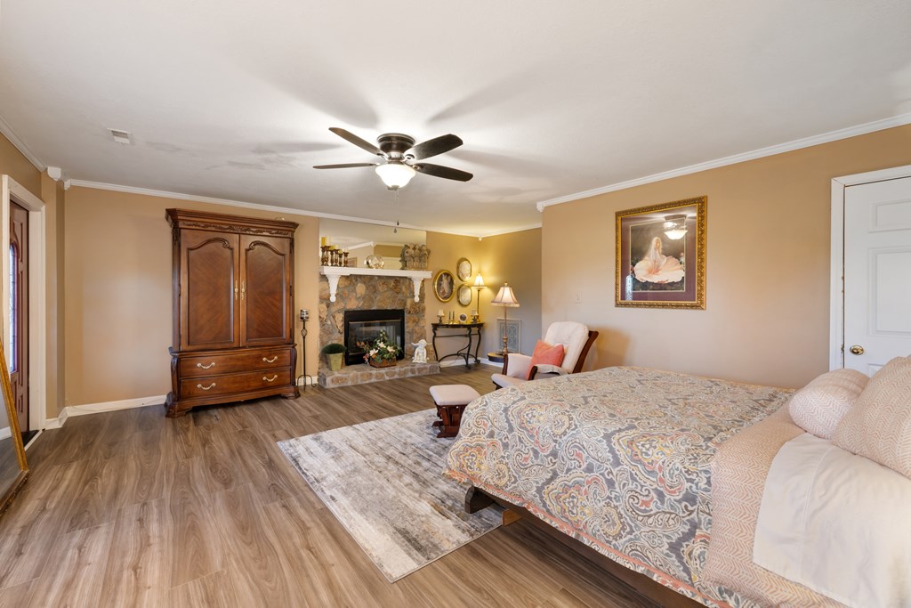 1396 Deerfield Road Property Photo 48