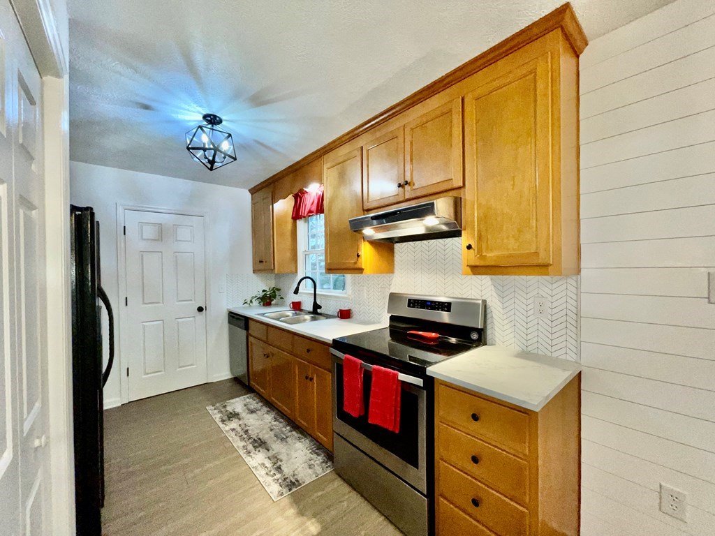 31 Longview Drive Property Photo 14