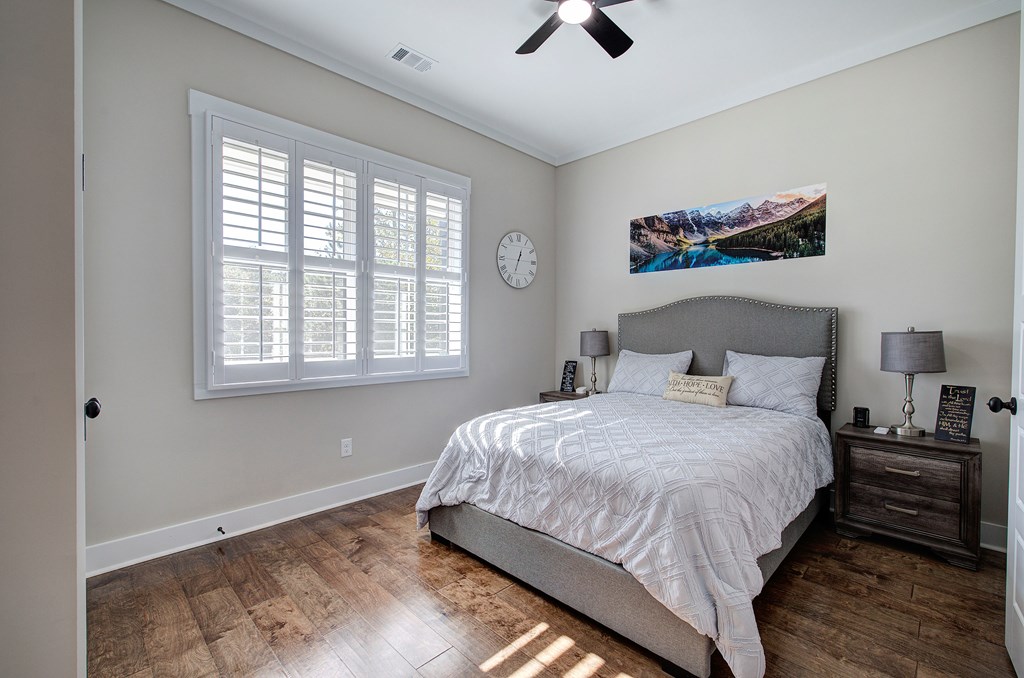 503 London Road Property Photo 33
