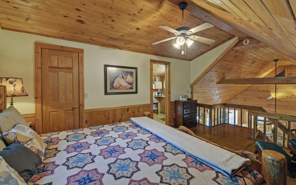 380 Bear Foot Drive Property Photo 17