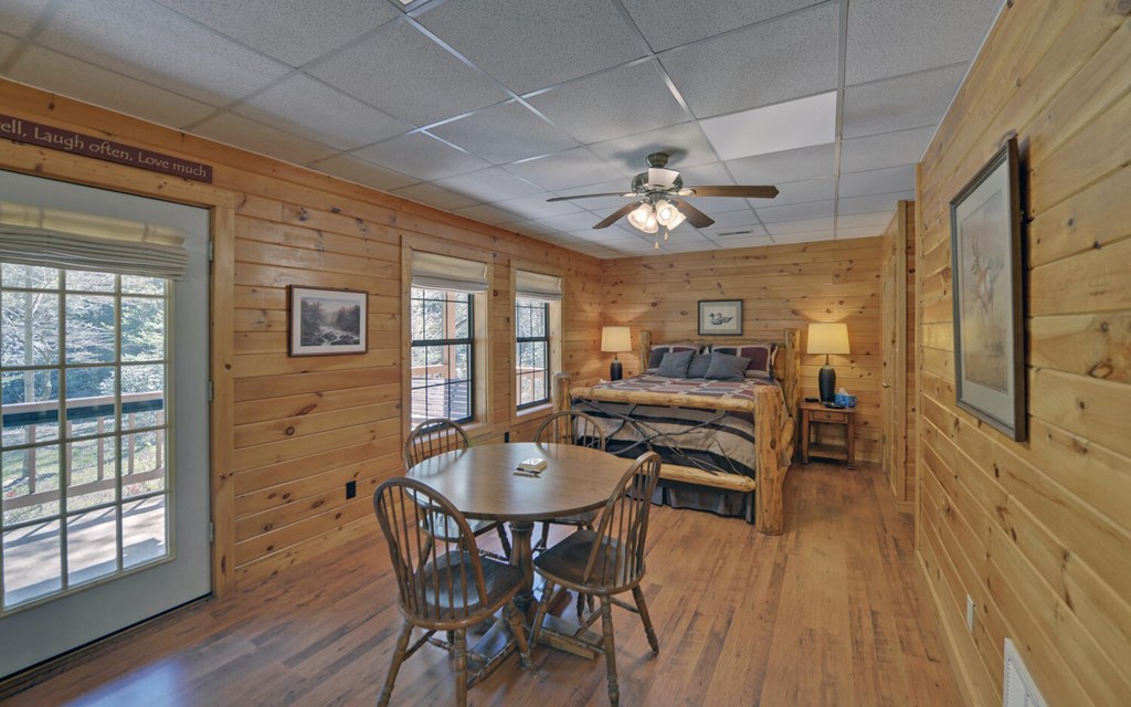 380 Bear Foot Drive Property Photo 25