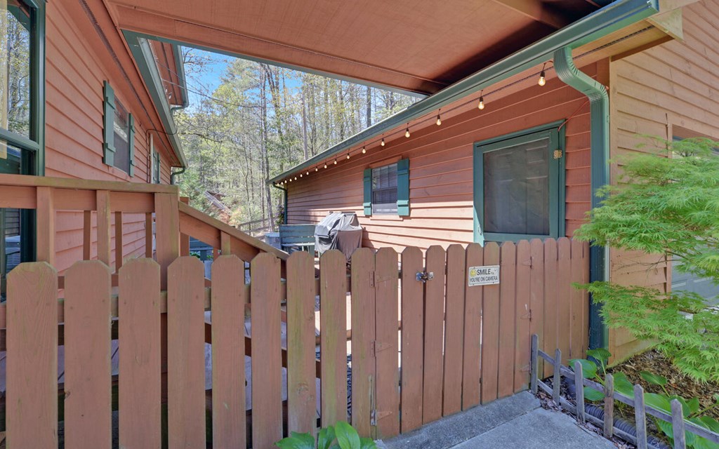 380 Bear Foot Drive Property Photo 37