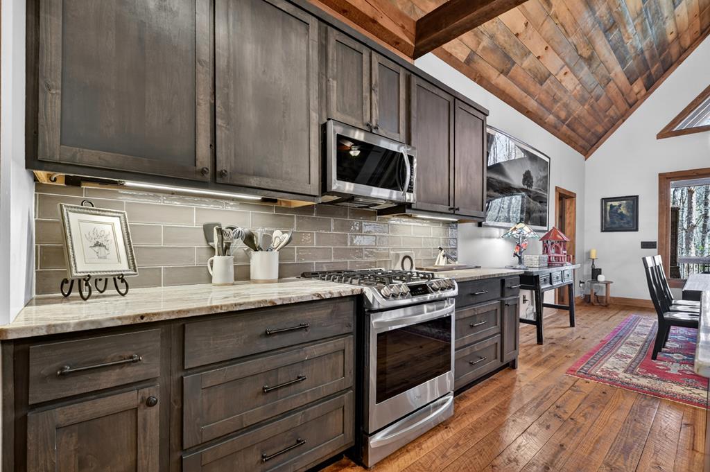 366 Shepherds Way Property Photo 29