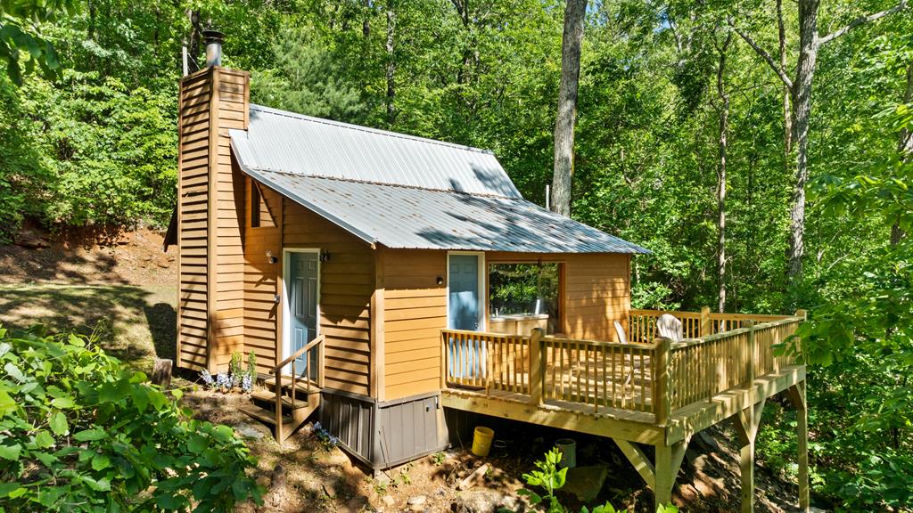 382 Highland Road Property Photo 1