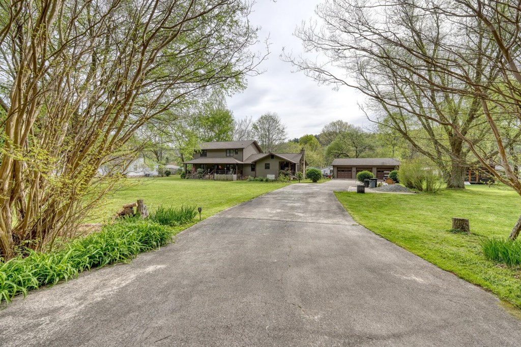 1908 Riverside Drive Property Photo 72