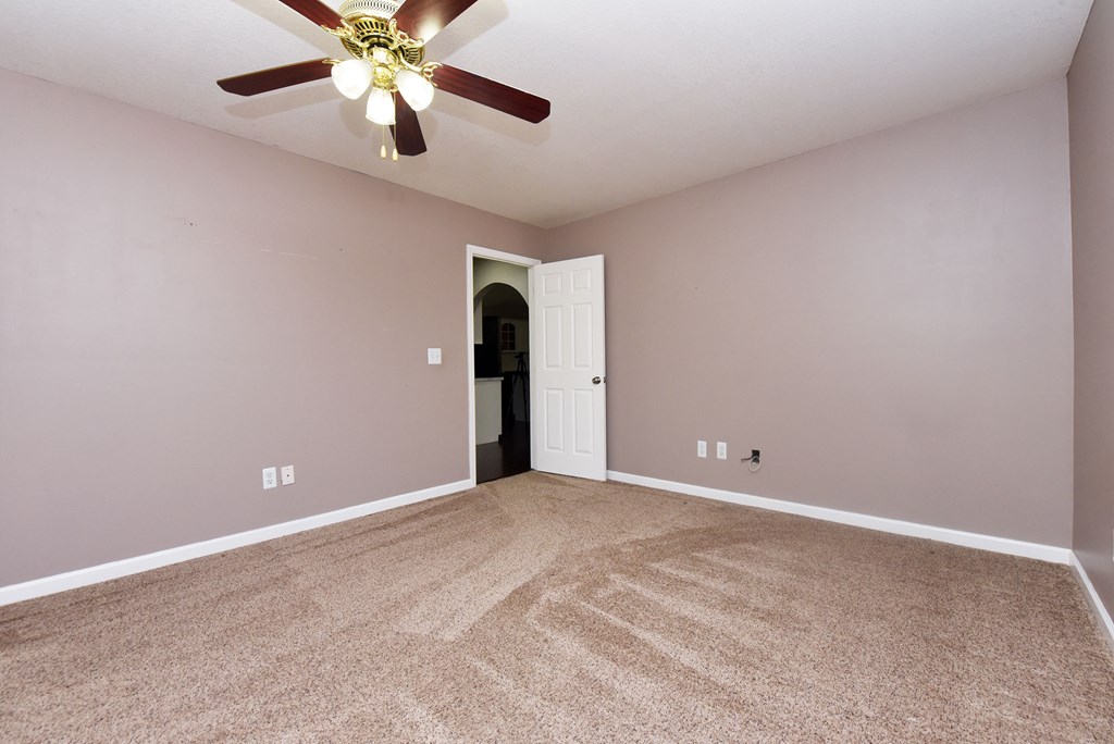 1171 Garrett Circle Property Photo 16