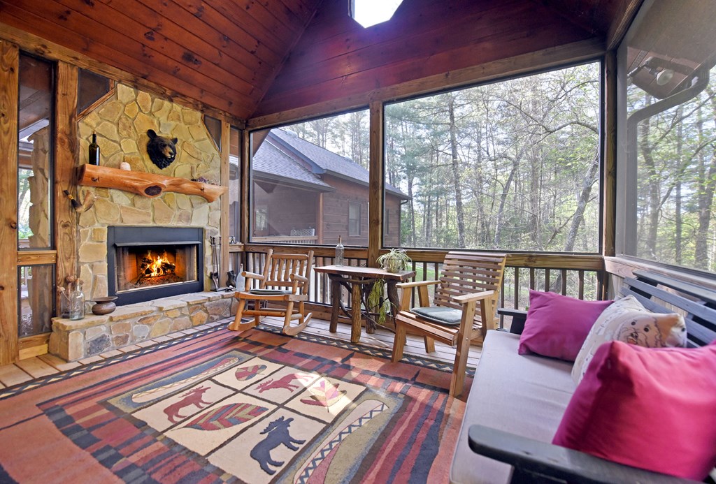 139 Deer Trail Property Photo 12