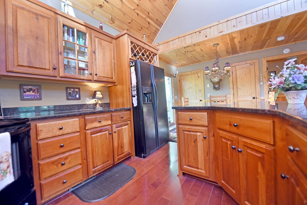 139 Deer Trail Property Photo 23