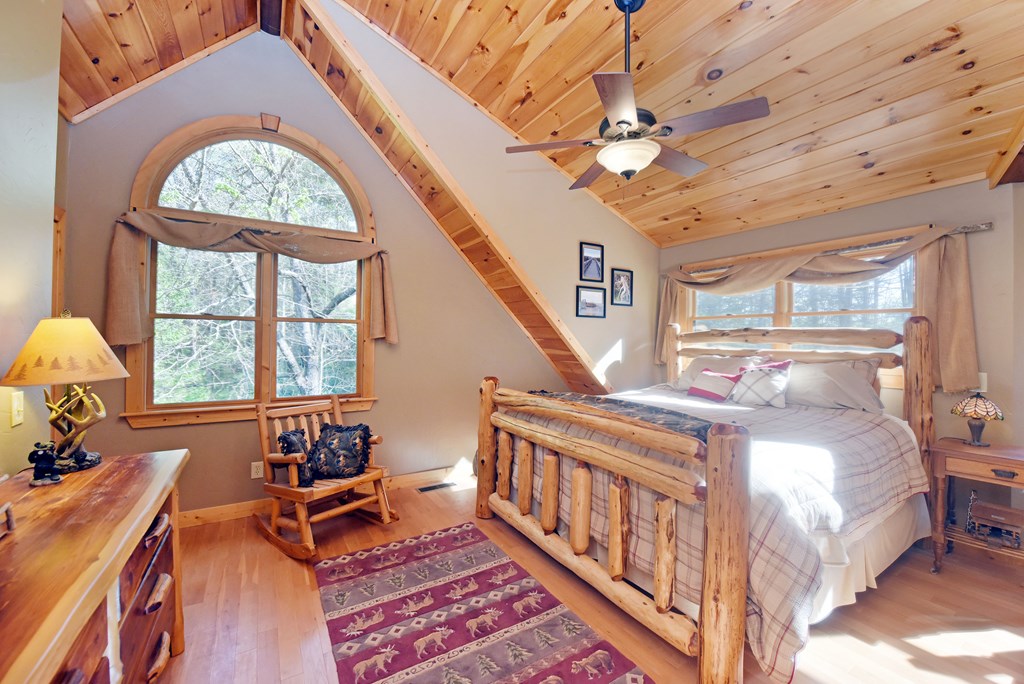 139 Deer Trail Property Photo 33