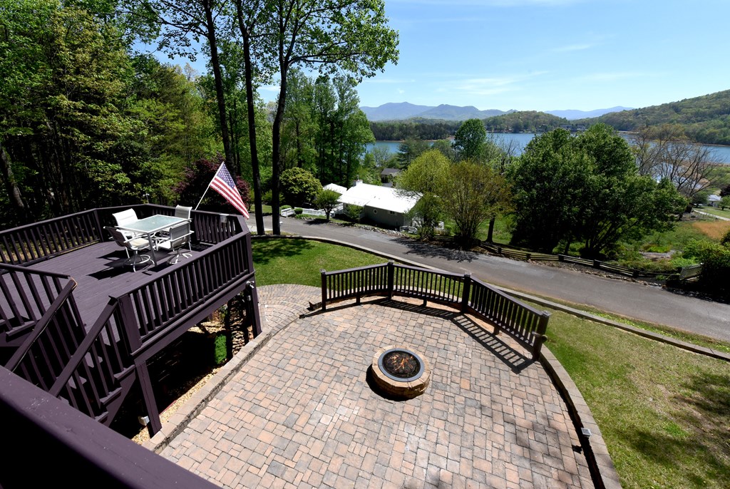1929 Lakeview Summit Drive Property Photo 23