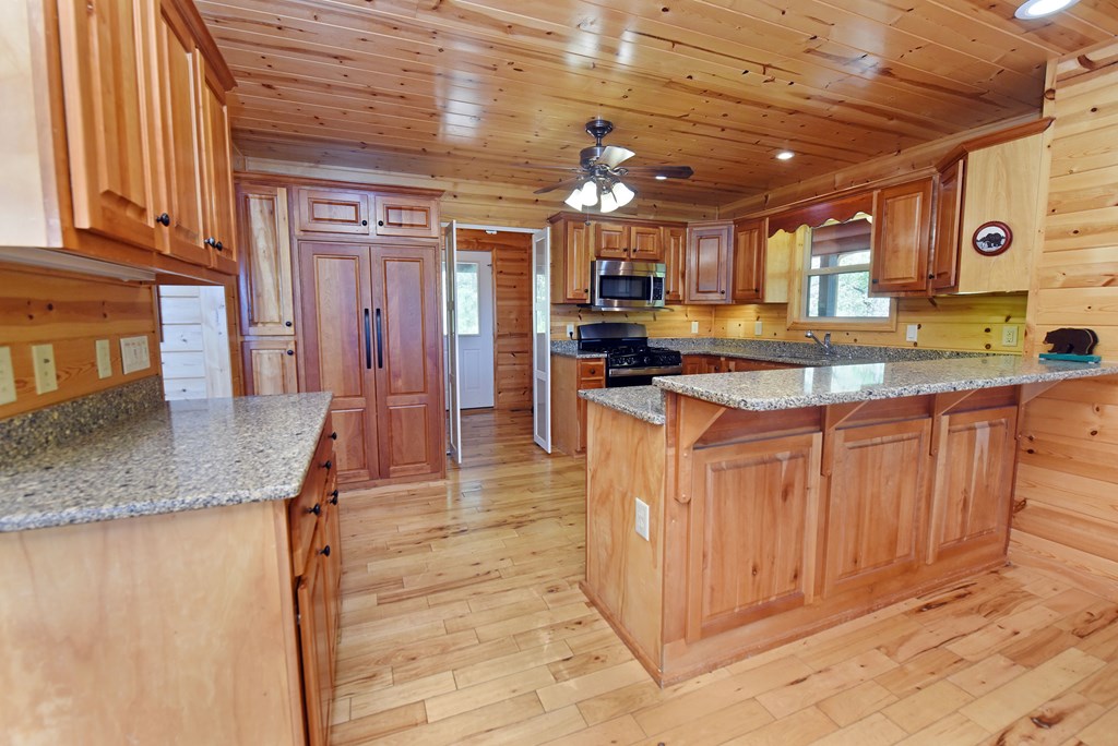 1929 Lakeview Summit Drive Property Photo 33
