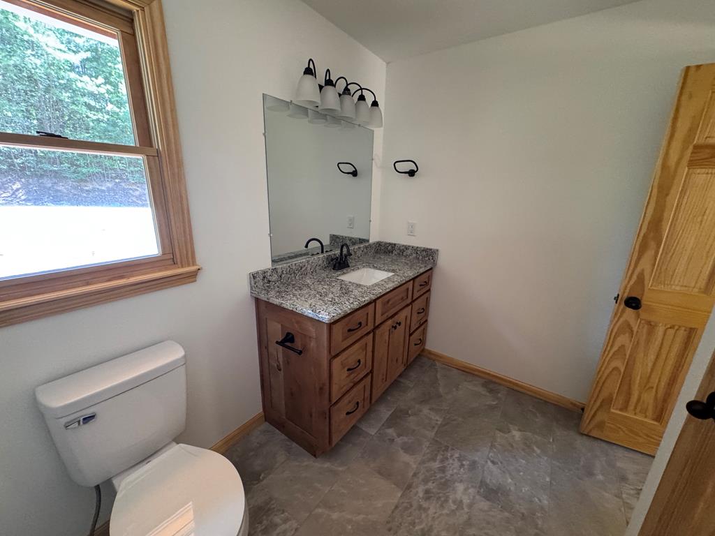 109 Chestnut Oaks Drive Property Photo 10