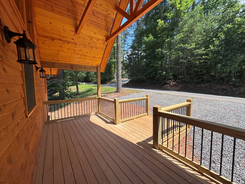 109 Chestnut Oaks Drive Property Photo 16