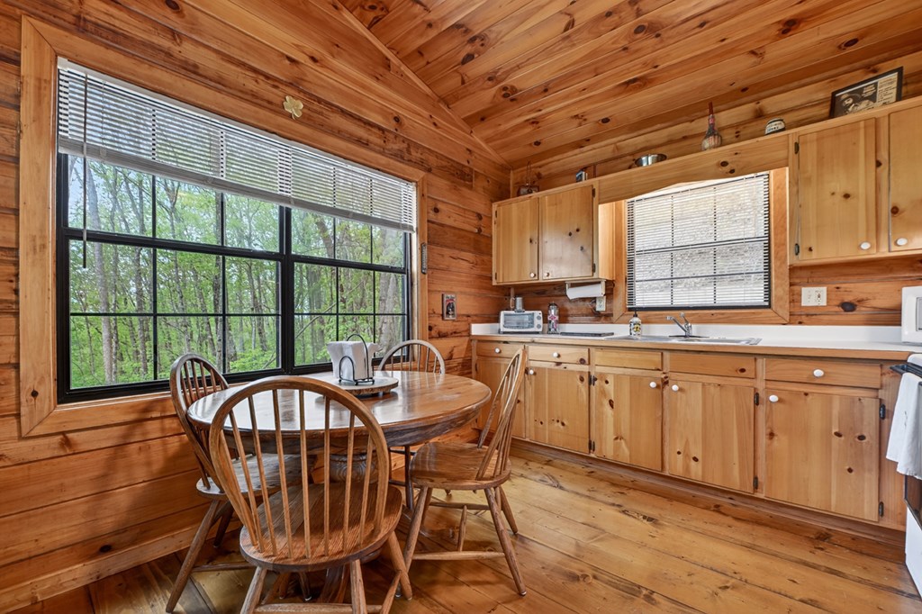 660 Ripshin Mountain Road Property Photo 7