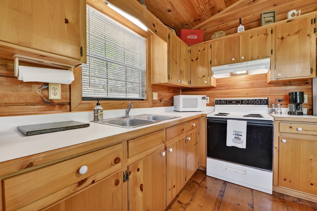 660 Ripshin Mountain Road Property Photo 10