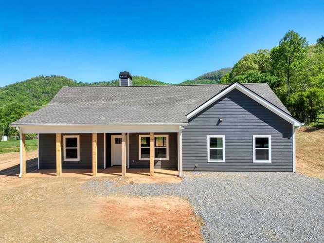 774 Bugscuffle Road Property Photo 1
