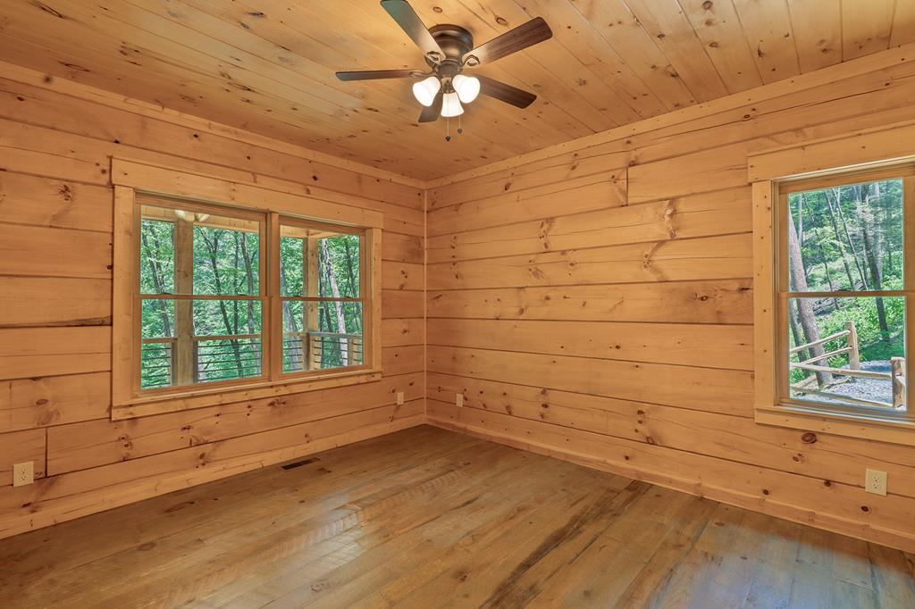 122 Laurel Creek Trail Property Photo 25