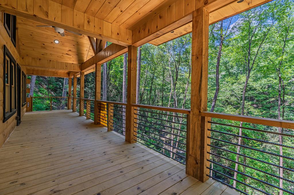 122 Laurel Creek Trail Property Photo 37