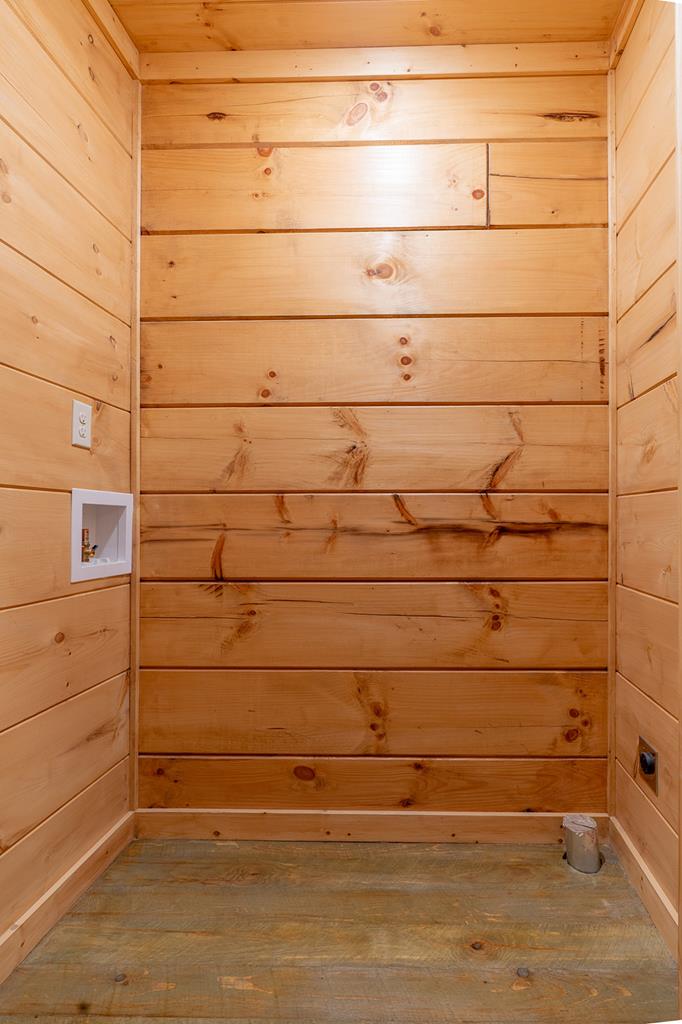 122 Laurel Creek Trail Property Photo 43