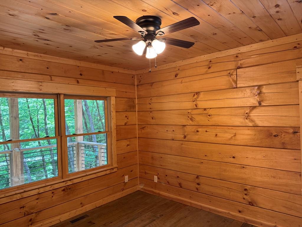122 Laurel Creek Trail Property Photo 53