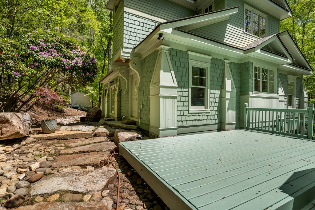 8954 Doublehead Gap Road Property Photo 9