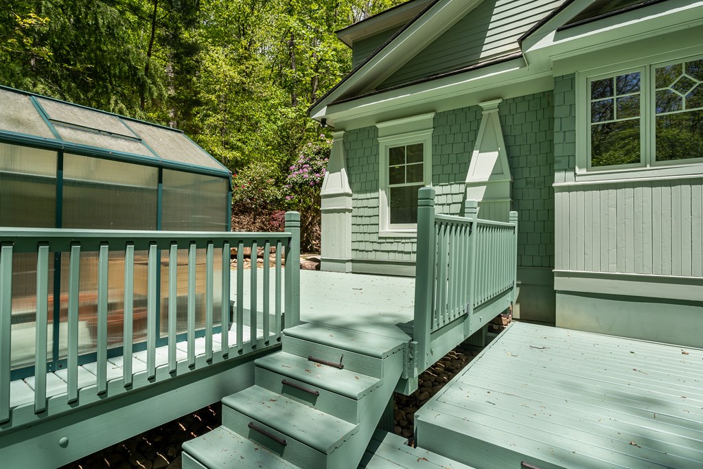 8954 Doublehead Gap Road Property Photo 10