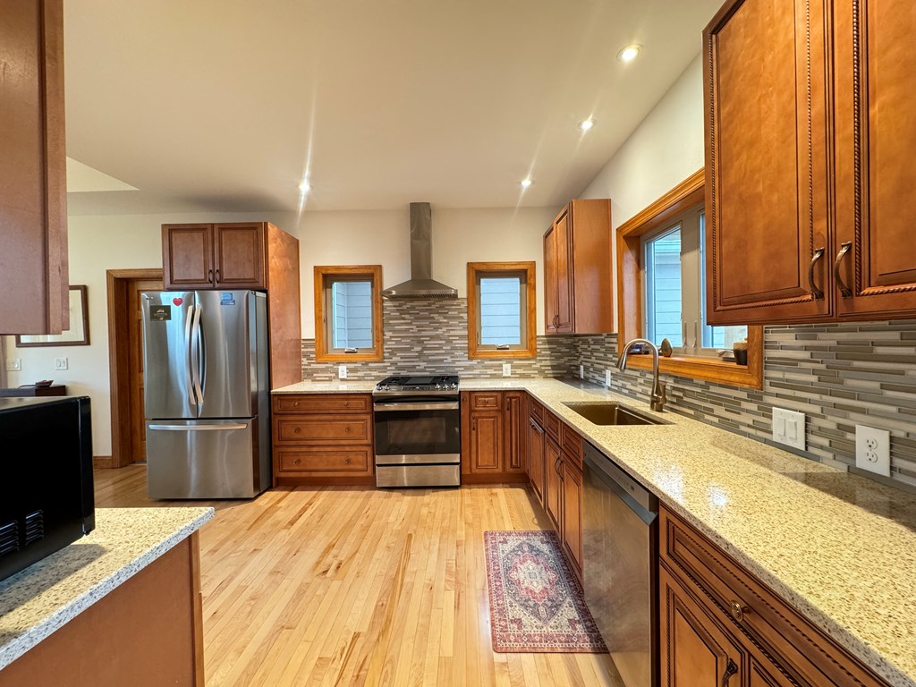 335 Northshore Drive Property Photo 17