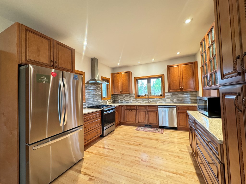 335 Northshore Drive Property Photo 19