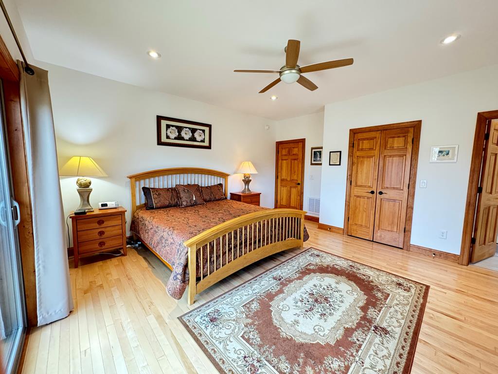 335 Northshore Drive Property Photo 25
